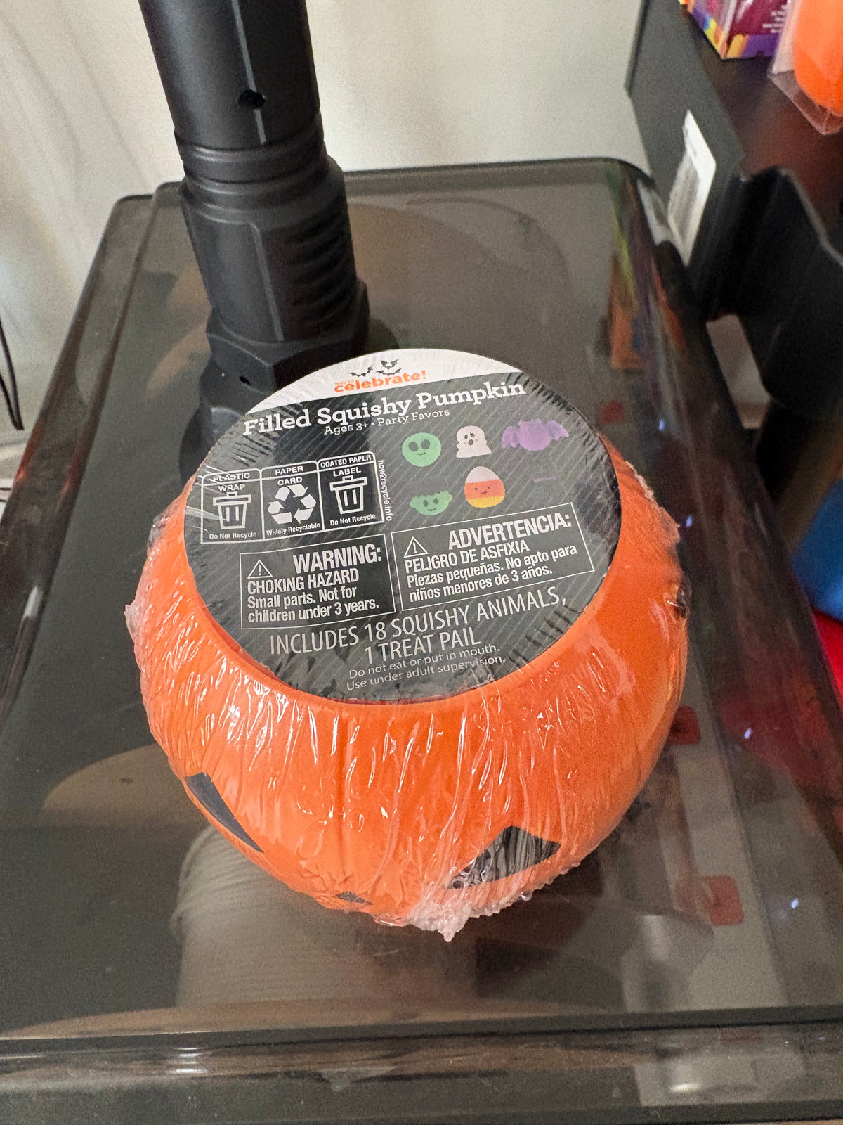Pumpkin Filled with 18 Halloween Squishies 3+