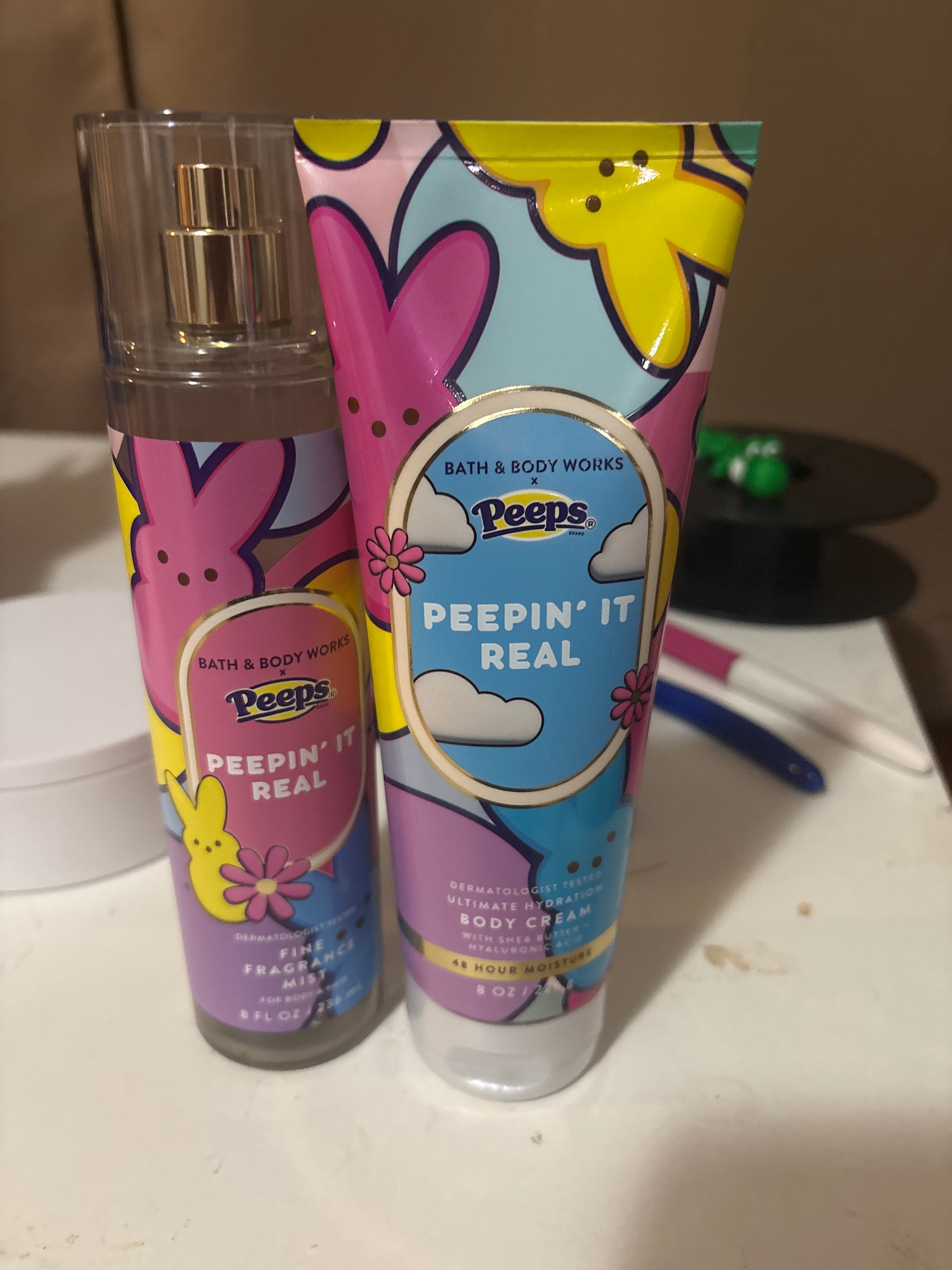 Peepin it real 2 pcs