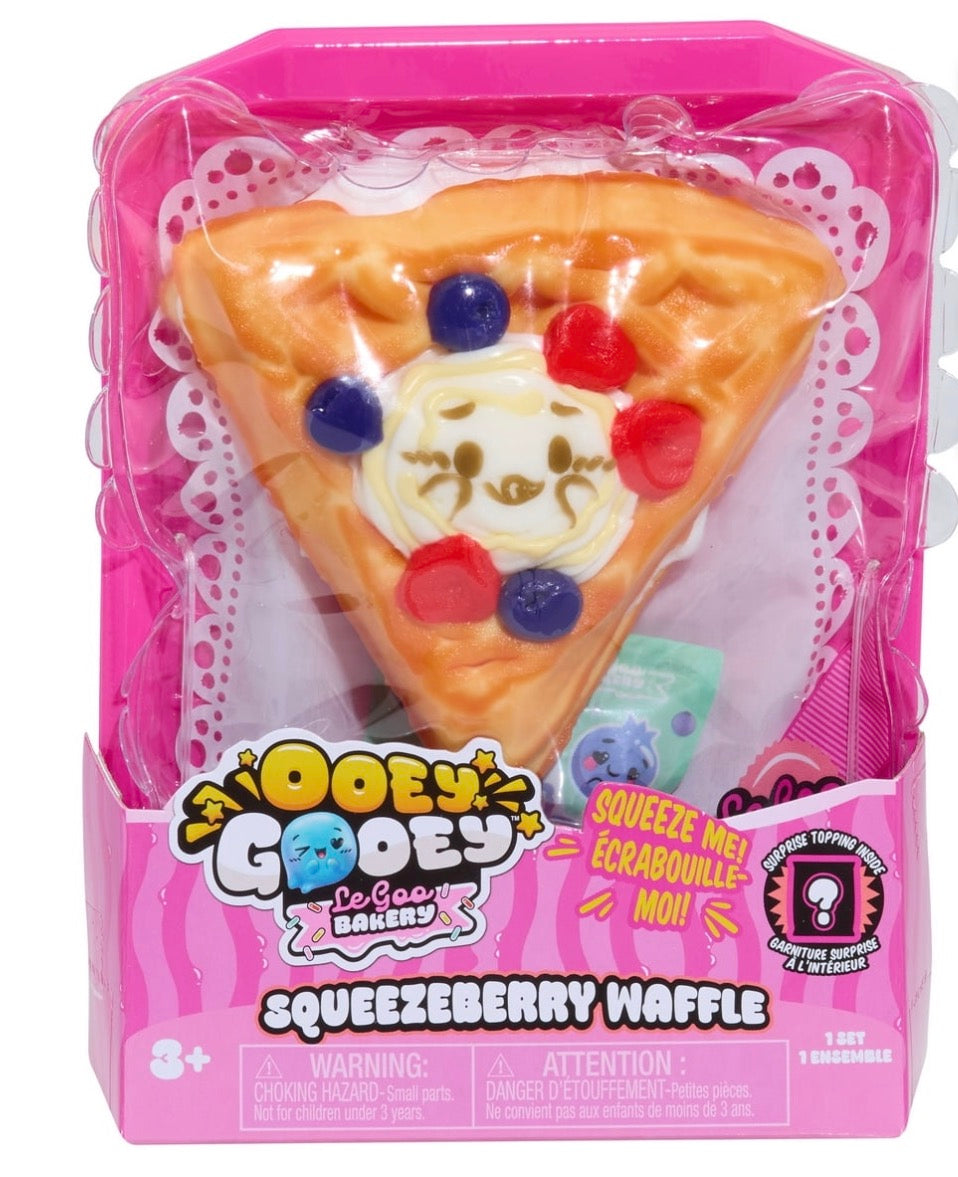 Ooey Gooey Le Goo Bakery Squeezeberry Waffle Set with Toppings,