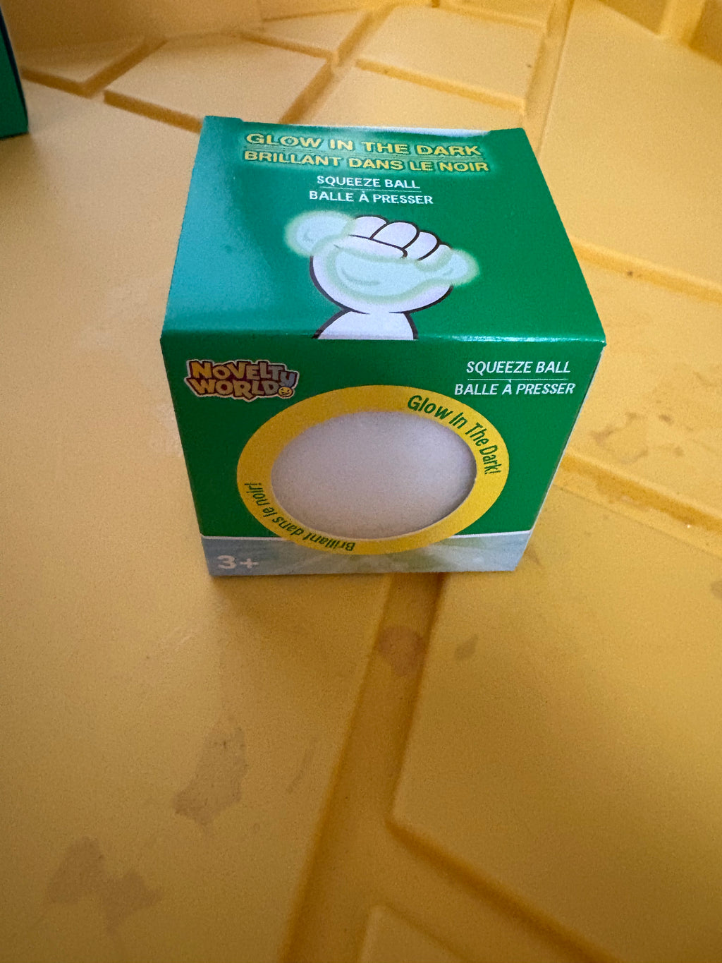 Glow in the dark squishy ball